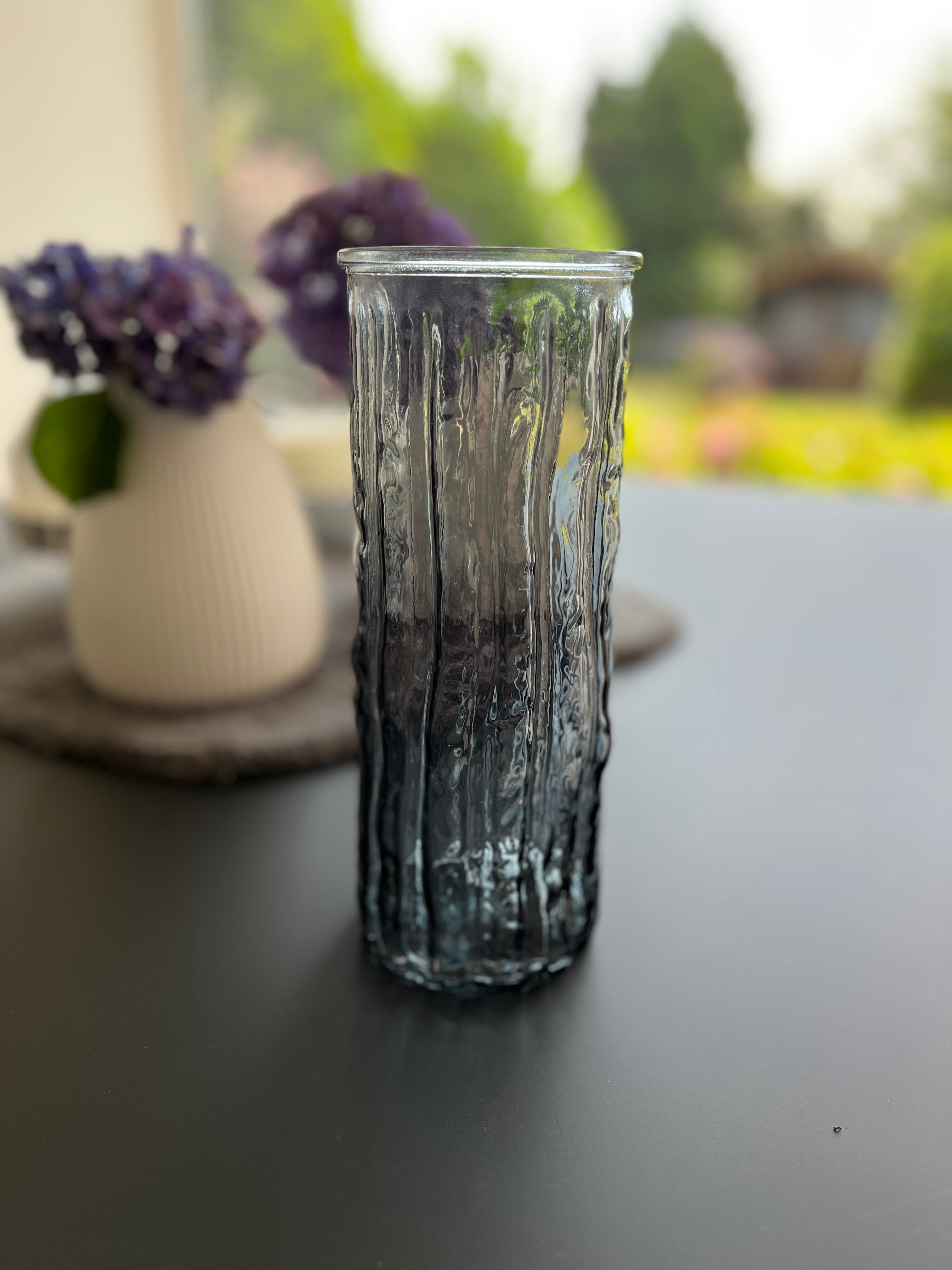 Vase Rauchgrau – Elegante Deko-Vase mit geeister Optik